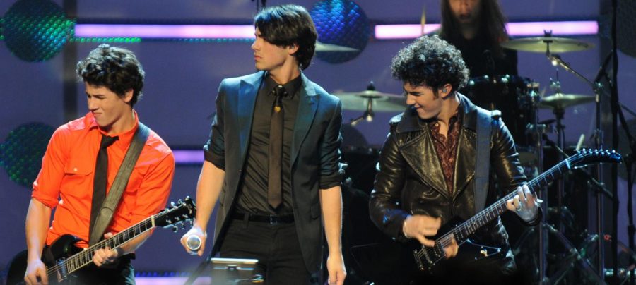 Jonas Brothers Return with Long-Awaited Sucker Music Video