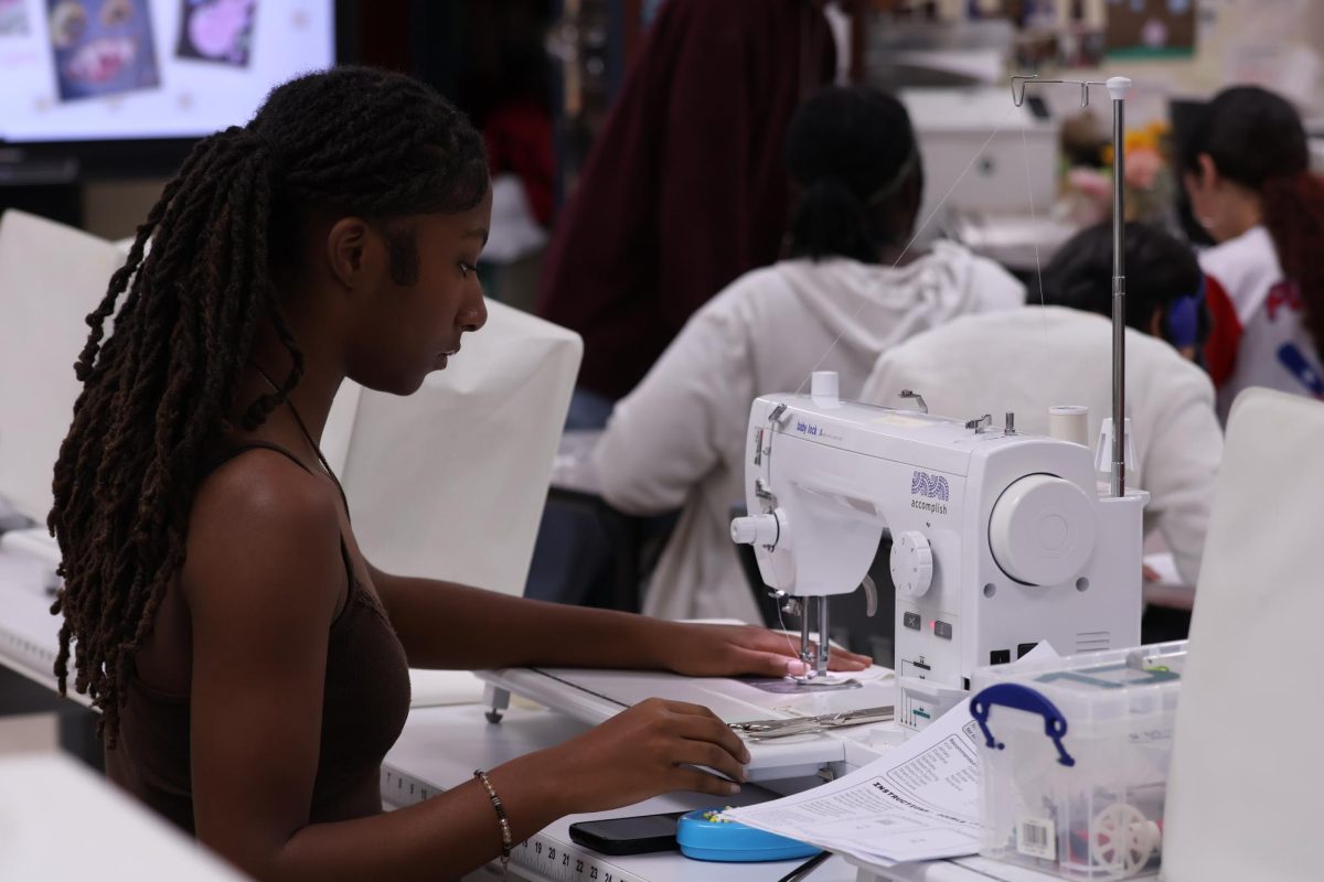 Students create new designs in Fashion Club